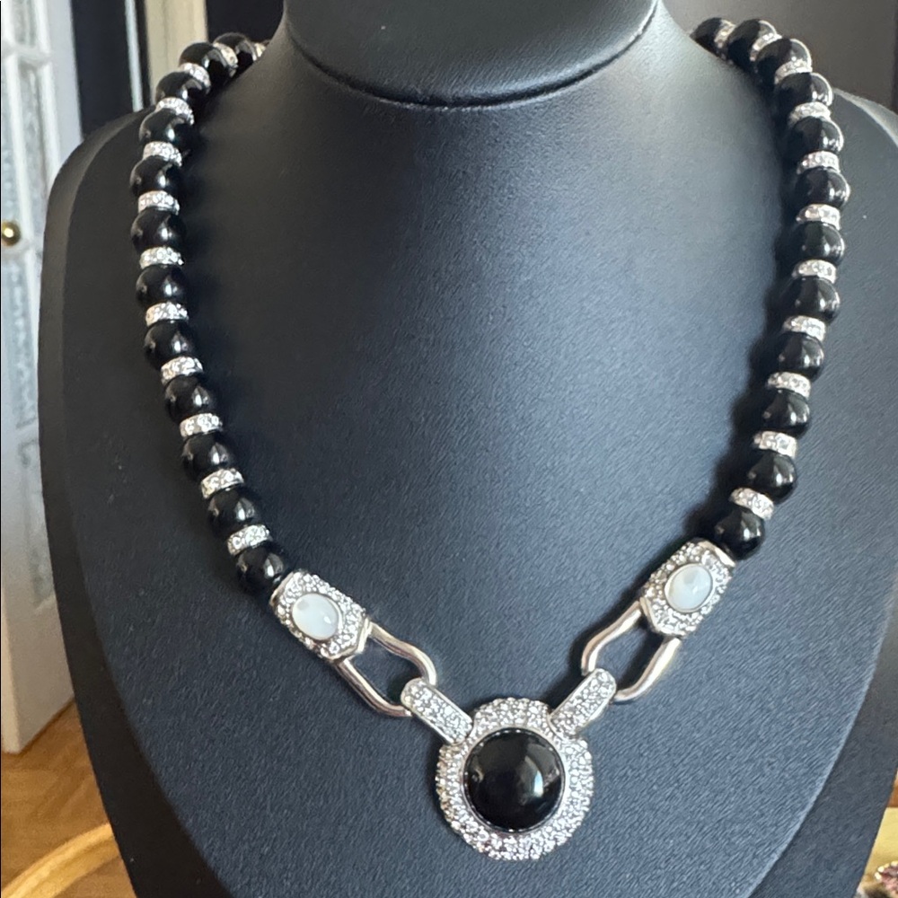Butler Art Deco Style Black & Silver Necklace